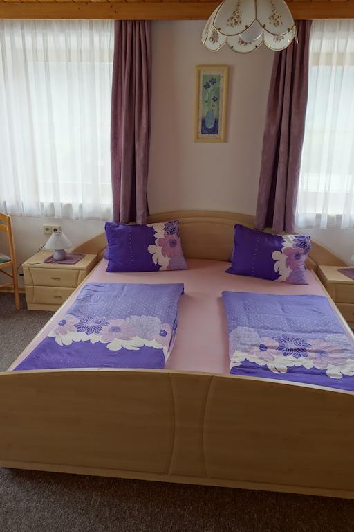 麦尔住宿加早餐旅馆 弗拉塔克 客房 照片